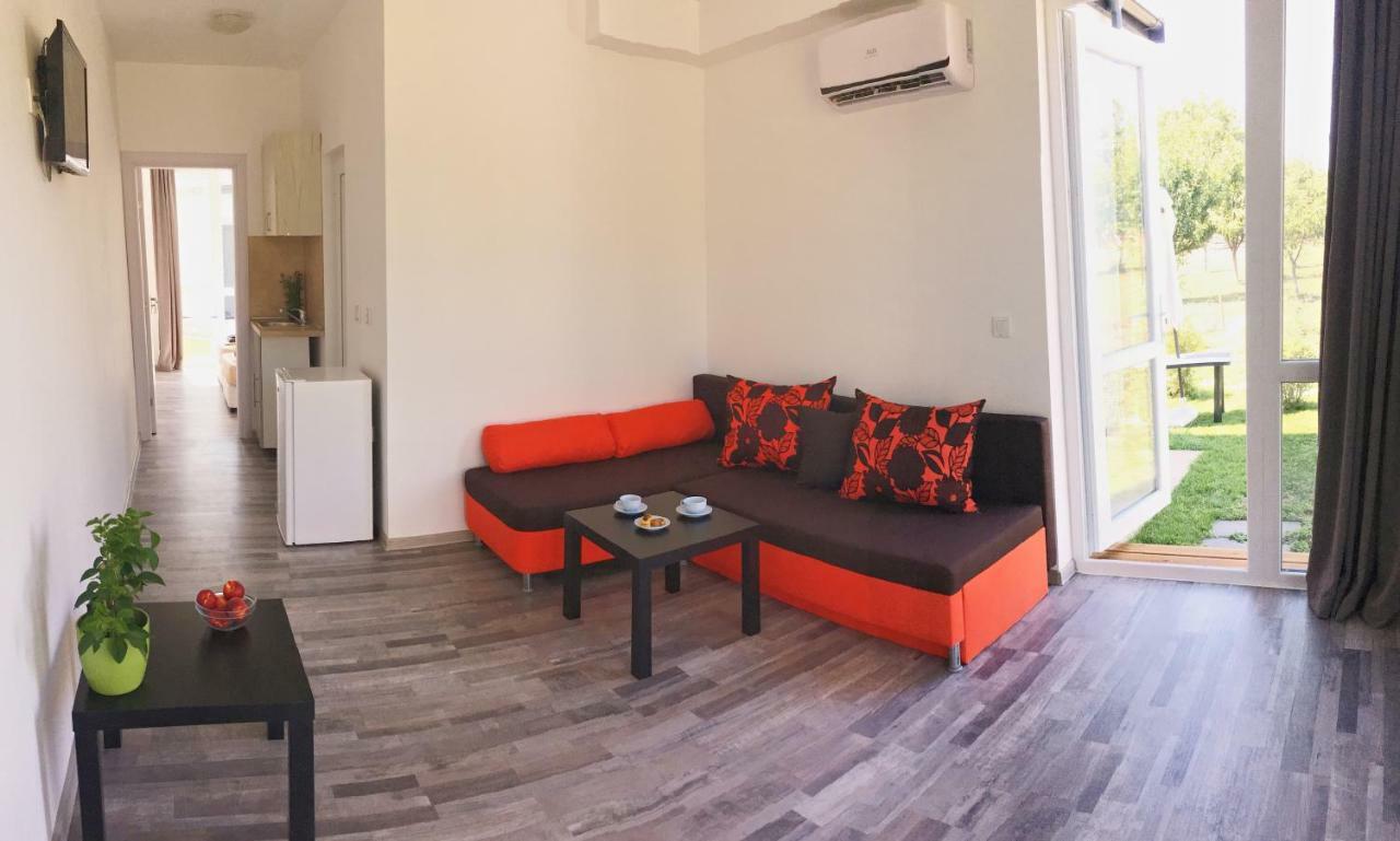 Karia Apartments Shabla Exterior foto